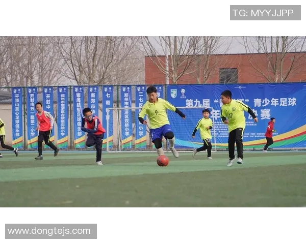 颠足球挑战赛引发全民热潮让我们一起体验足球的乐趣与激情